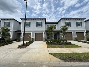 10822 Ft White Ct in Tampa, FL - Building Photo - Building Photo