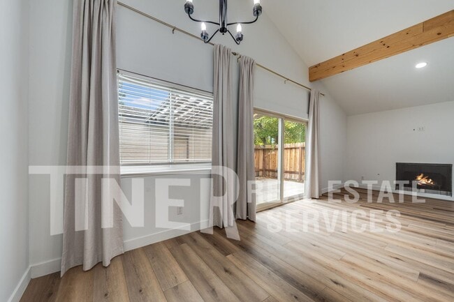 324 Bridge Pl in West Sacramento, CA - Building Photo - Building Photo