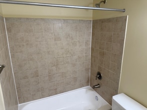 6493 Frenchmens Dr in Alexandria, VA - Building Photo - Building Photo