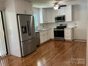 203 Valleydale Dr in Gastonia, NC - Building Photo - Building Photo