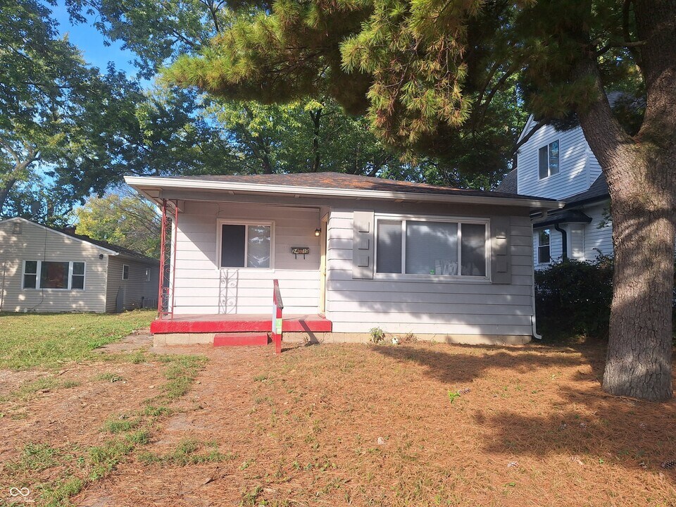 2410 N Dearborn St in Indianapolis, IN - Building Photo
