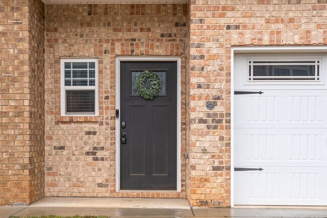 318 Fallow Cir in Clarksville, TN - Building Photo - Building Photo