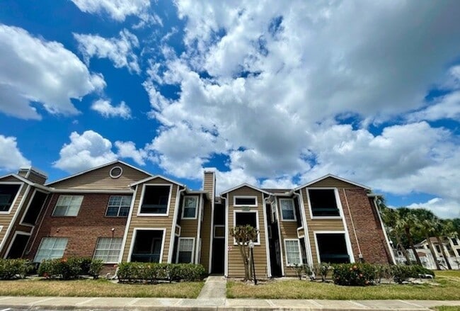 property at 4350 Perkinshire Ln