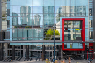 The Capitol Residences in Vancouver, BC - Building Photo - Building Photo