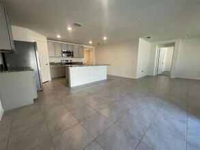 6961 SE 111th Ln in Belleview, FL - Building Photo - Building Photo