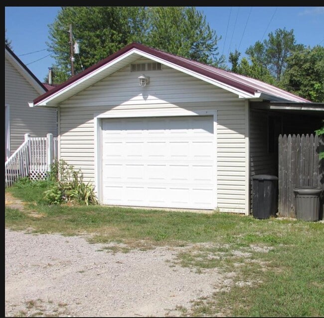 4294 S Wilson Rd in Elizabethtown, KY - Building Photo - Building Photo