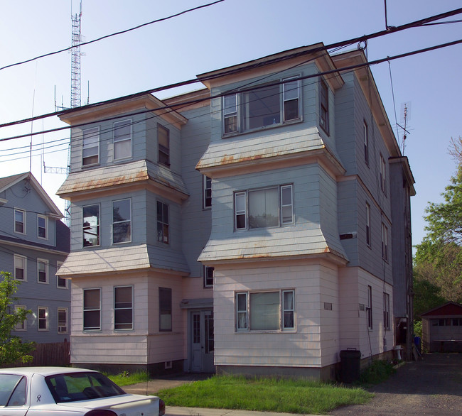 19 Mary in Chicopee, MA - Foto de edificio - Building Photo