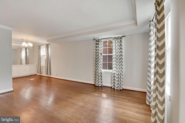 2941 S Dinwiddie St in Arlington, VA - Building Photo - Building Photo