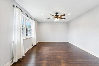 1433 Poinsettia Dr, Unit 0723 in Metairie, LA - Building Photo - Building Photo