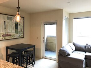 5450 Leary Avenue Northwest in Seattle, WA - Building Photo - Building Photo