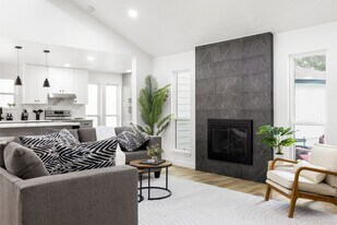 15126 Forest Lodge Dr in Houston, TX - Building Photo