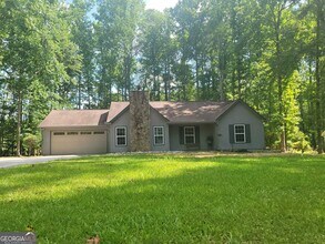 235 Winona Dr in Fayetteville, GA - Building Photo - Building Photo