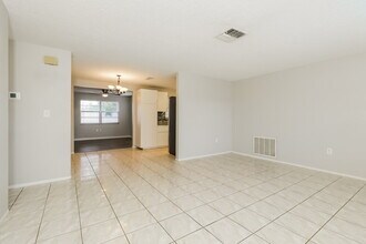 7921 Eugene Dr in Port Richey, FL - Building Photo - Building Photo