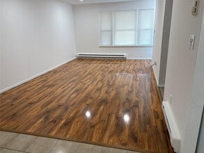 1 B Ethan Allen Ct in Ridge, NY - Building Photo - Building Photo