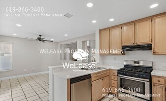1384 Serena Cir in Chula Vista, CA - Building Photo
