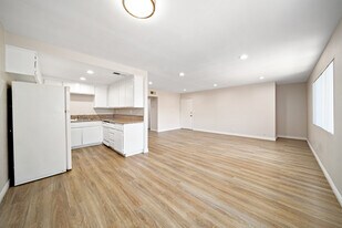 1624 S 3rd St, Unit #F in Alhambra, CA - Building Photo