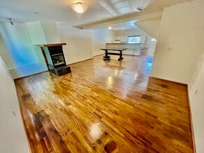 6820 Whitley Ter, Unit 104 in Los Angeles, CA - Building Photo - Building Photo