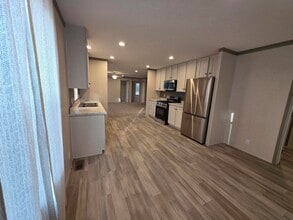 175 N Michigan Ave in Coldwater, MI - Building Photo - Building Photo