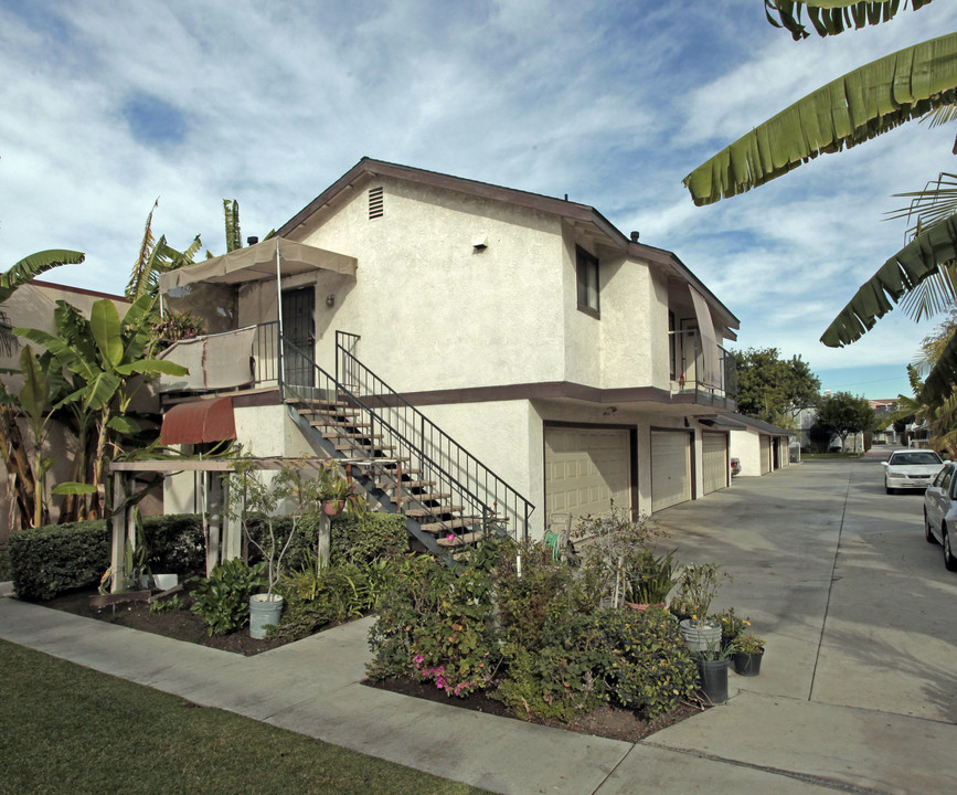 8152 Larson Ave in Garden Grove, CA - Building Photo