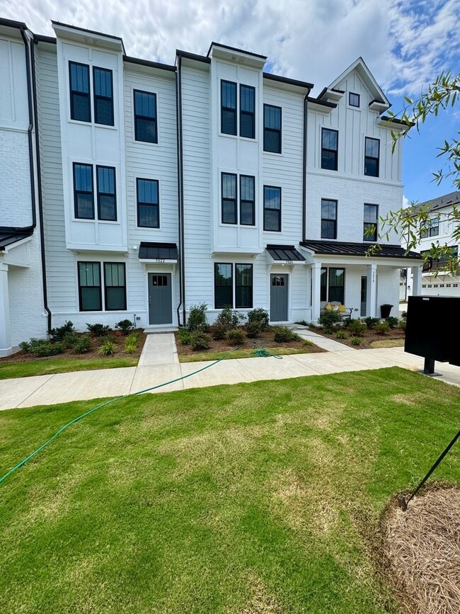 property at 5026 Layman Dr