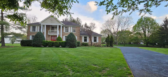 property at 5 Elm Ct