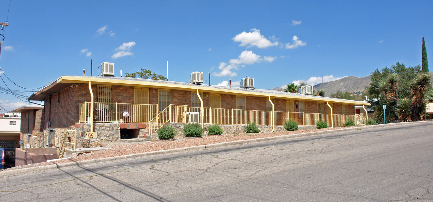 2801 N Kansas St in El Paso, TX - Building Photo