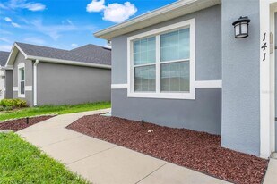 141 Sandestin Dr in Haines City, FL - Building Photo