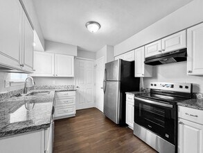 3025 Hula Dr in Mesquite, TX - Foto de edificio - Building Photo