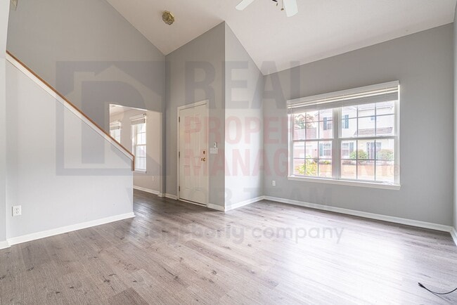 345 Teal Cir in Akron, OH - Building Photo - Building Photo