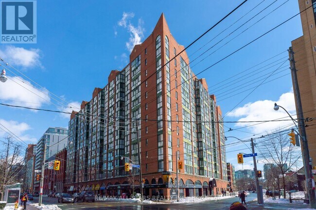 801-1801 King St W