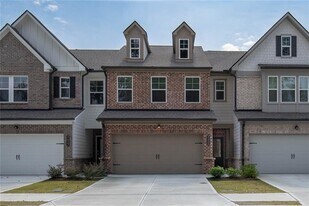 2425 Livi Ln in Buford, GA - Building Photo