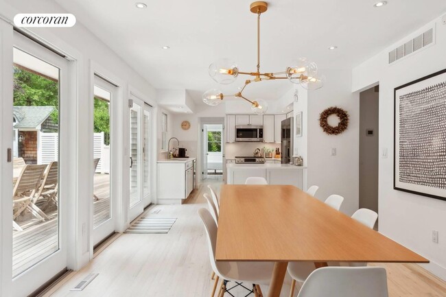 34 Toppings Path in Sagaponack, NY - Building Photo - Building Photo