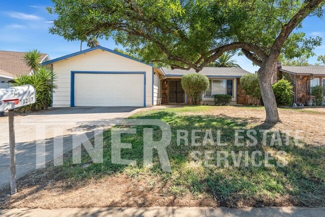 property at 10237 Country Way