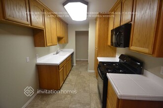 402 Springvalley Dr in Vacaville, CA - Building Photo - Building Photo