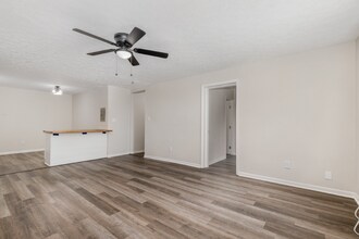 3028 Cleinview Ave in Cincinnati, OH - Building Photo - Building Photo