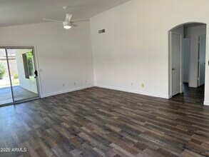 2326 E Aire Libre Ave in Phoenix, AZ - Building Photo - Building Photo