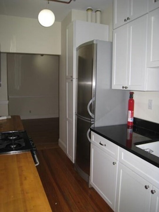 21 Shepard St, Unit 32 in Cambridge, MA - Building Photo