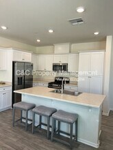 17169 Gray Pine Pl in San Bernardino, CA - Building Photo - Building Photo