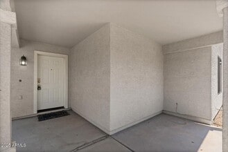 2730 E Cambridge Ave in Phoenix, AZ - Building Photo - Building Photo