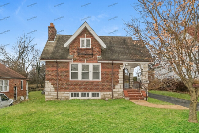 property at 2434 Hord Ave