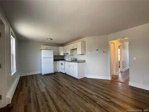 30 Anthony St in Griswold, CT - Building Photo - Building Photo