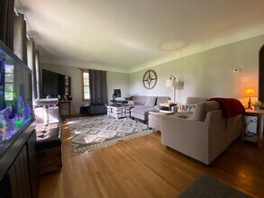 2330 Wisconsin Ave in Plover, WI - Building Photo - Building Photo