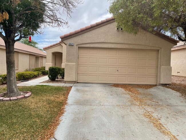 property at 5021 Lunetto Ave