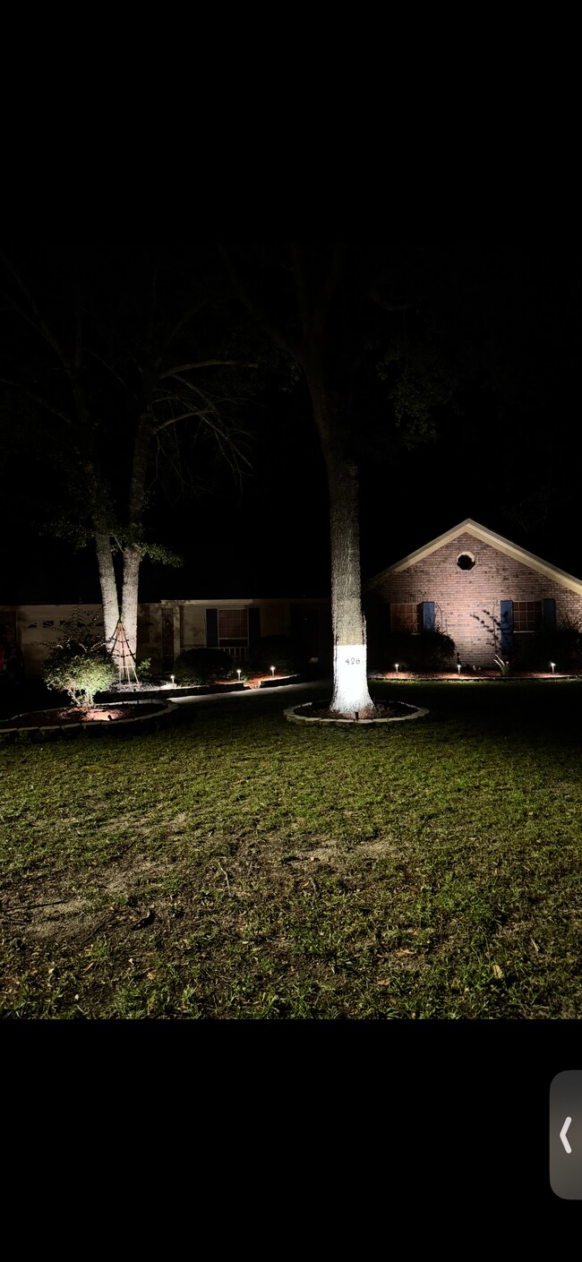 426 Arlington Dr in Hinesville, GA - Building Photo - Building Photo