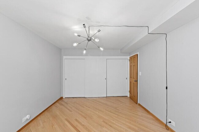 property at 3950 N Lake Shore Dr
