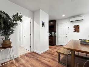 1144 Stanley Ave in Long Beach, CA - Foto de edificio - Building Photo