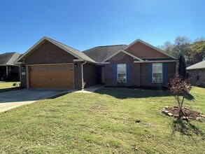 106 Summerset Ln in Huntsville, AL - Building Photo - Building Photo
