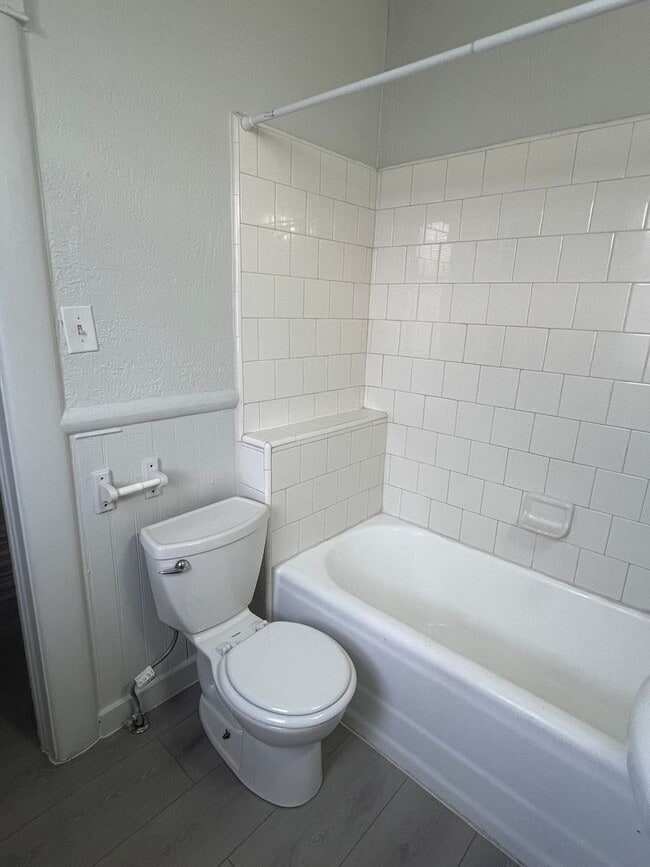 330-332 Stewart St in Reno, NV - Building Photo - Building Photo