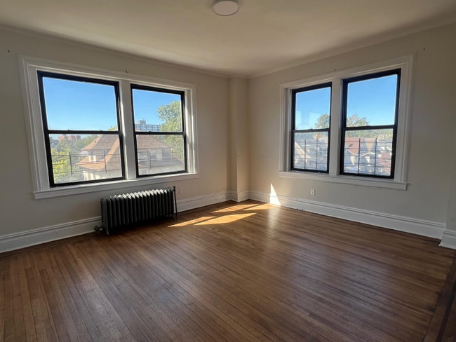 property at 157 S Harrison St