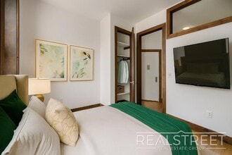 3 Bedroom near East Williamsburg with Private Backyard Garden! in Brooklyn, NY - Building Photo - Building Photo